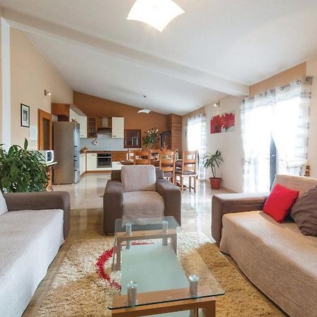 Mediterranean Stylish Villa With Pool In Kastel Stari Kaštela Εξωτερικό φωτογραφία